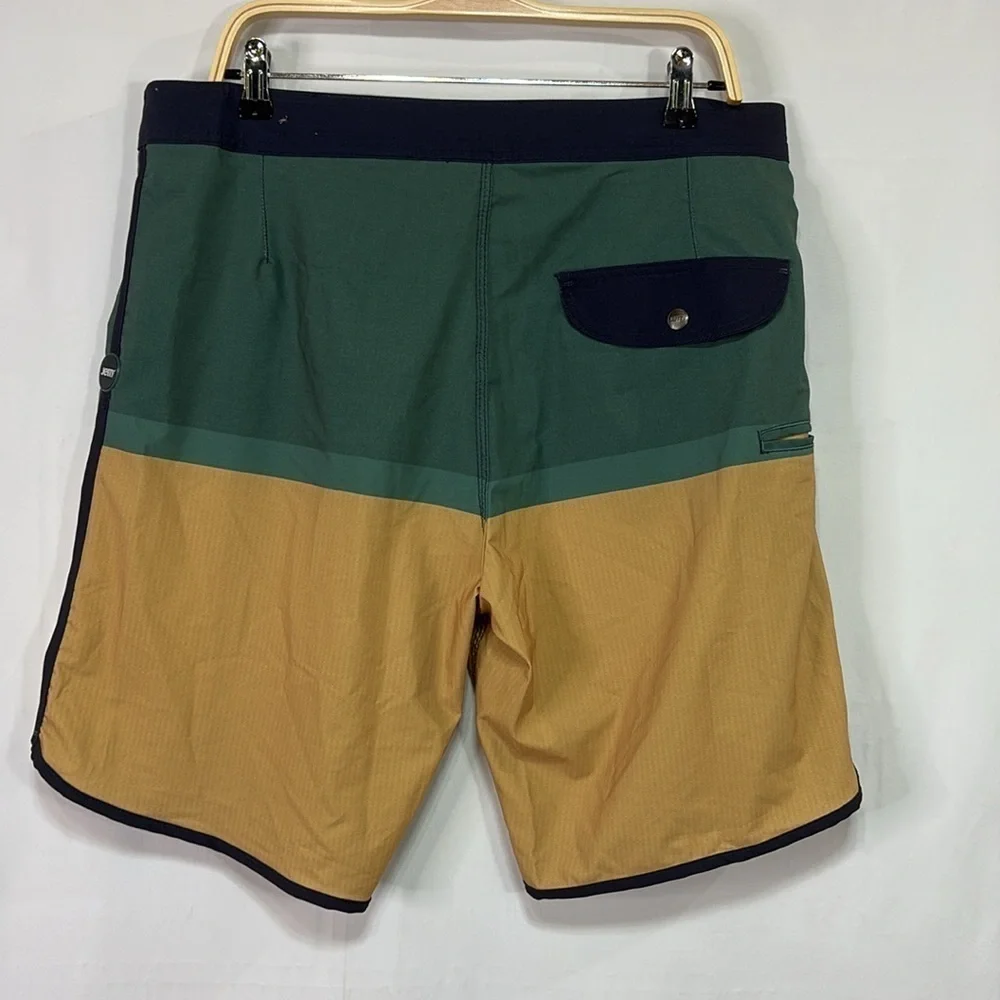 🍇 Jetty board shorts, swim trunks, Tan green, navy
